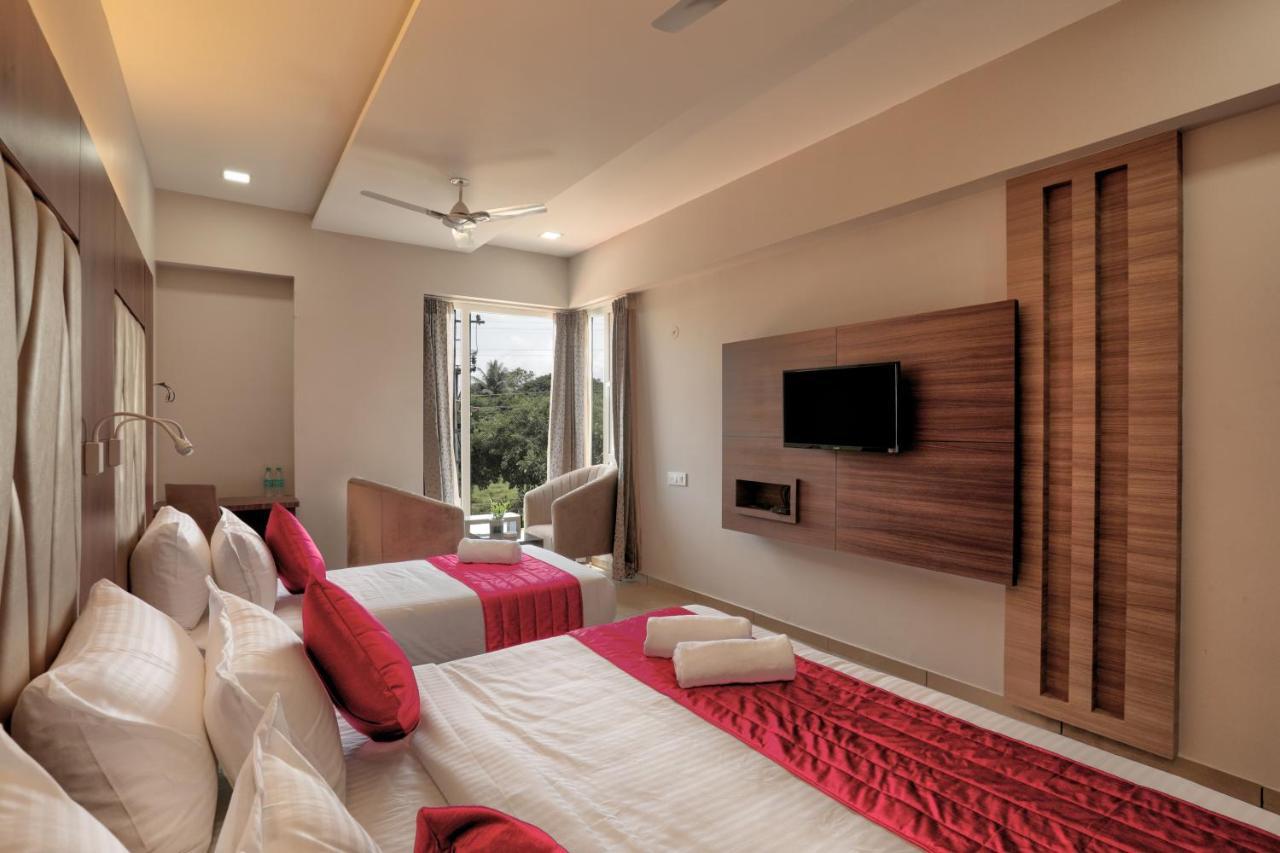 Lexus Inn Mysore Luaran gambar