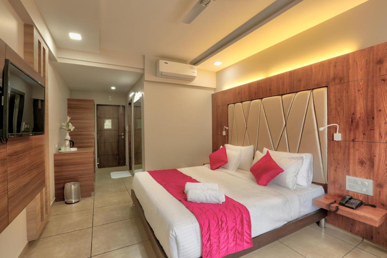 Lexus Inn Mysore Luaran gambar