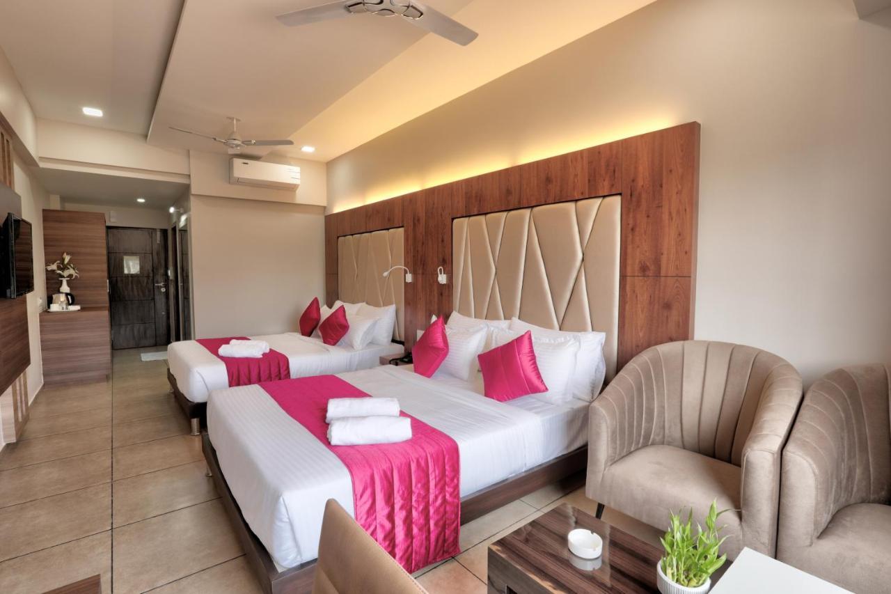 Lexus Inn Mysore Luaran gambar