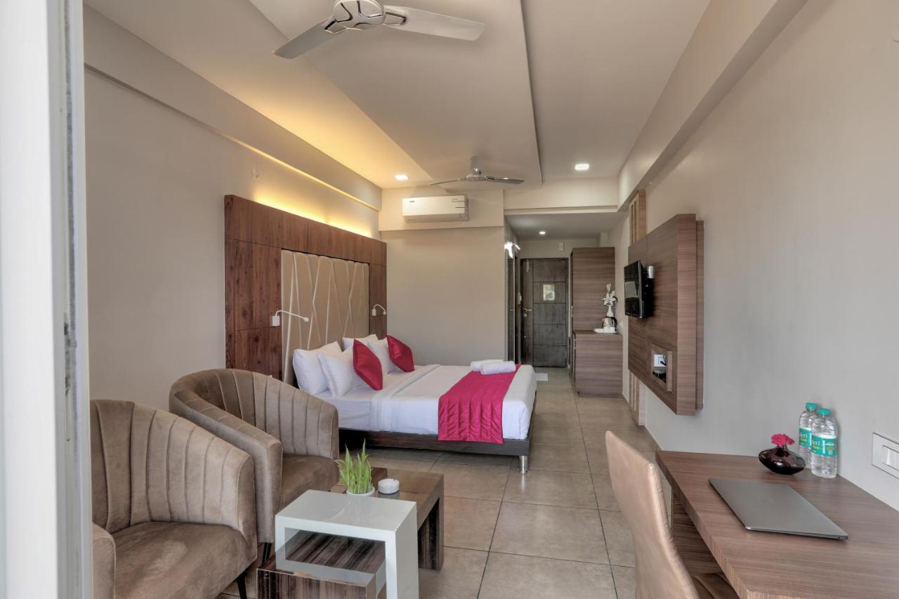 Lexus Inn Mysore Luaran gambar
